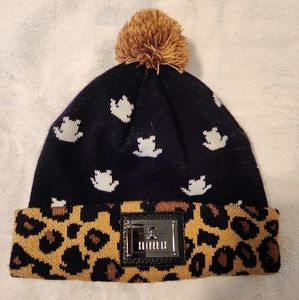 SALE - Entree Lifestyle Y2K Cheetah Print Beanie